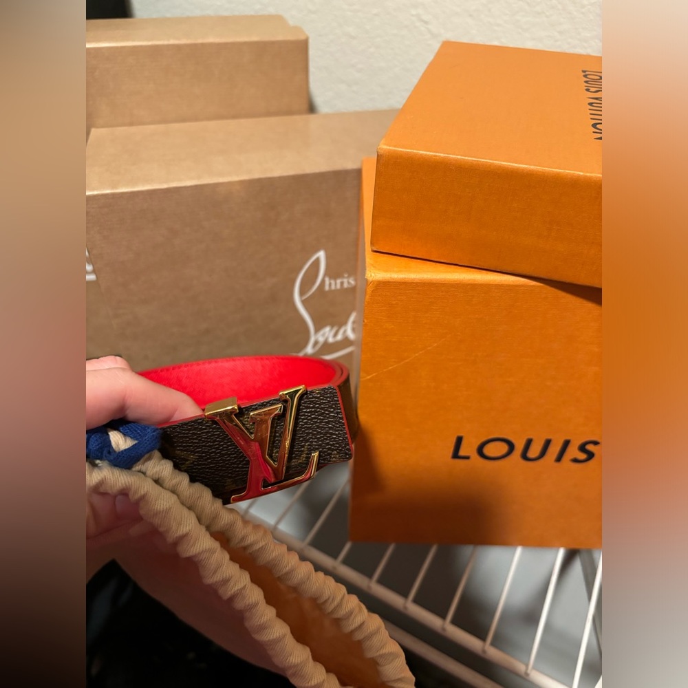 Louis Vuitton belt women’s